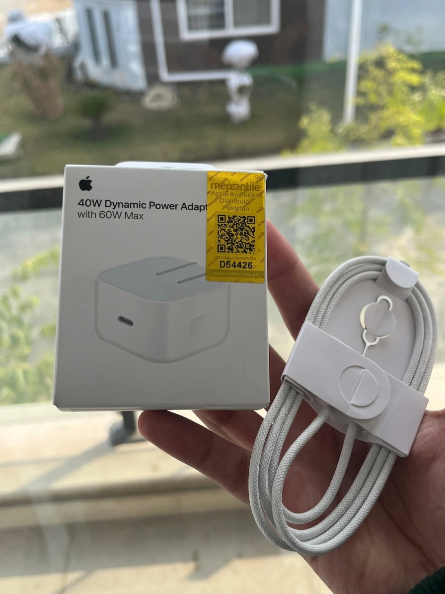 🔥 40W Super Fast Charging Adapter + Complimentary Braided Cable